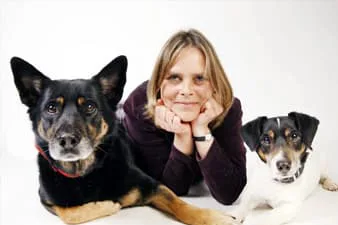Tanja mit ihren Hunden